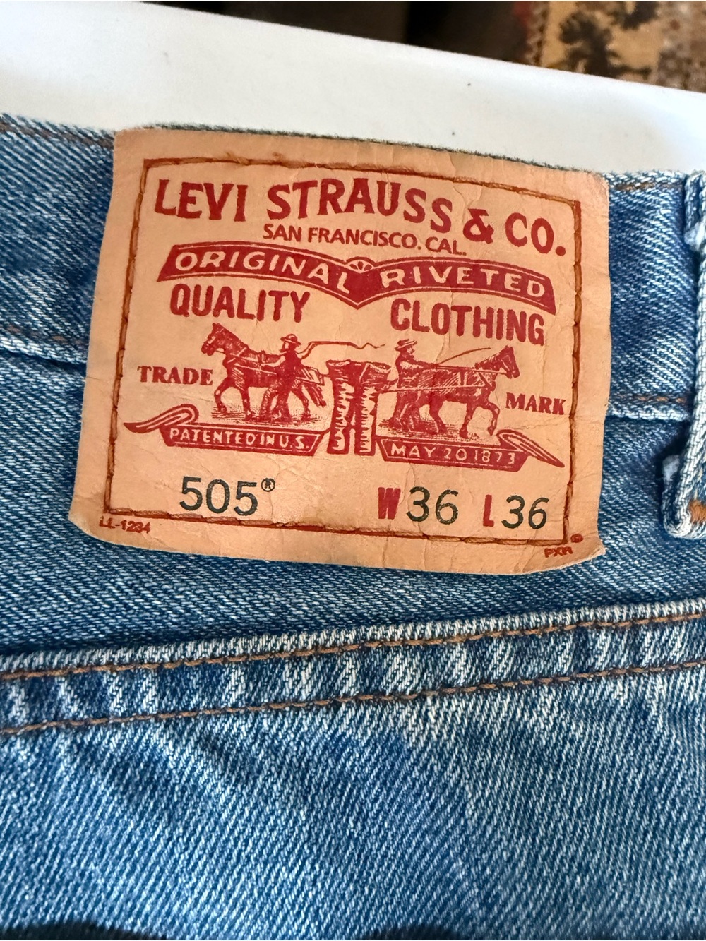 Levi's 505 Straight Men's Jeans in Light Blue Denim